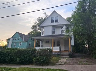 9403 Lamont Ave, Cleveland, OH 44106
