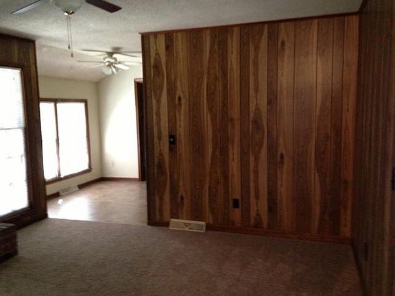 2nd image of 419 Summercourt Dr