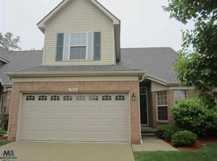 7824 Chloe Ct, Belleville, MI 48111