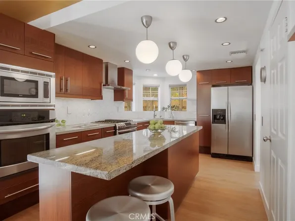 1328 Heather Ln, Duarte, CA 91010