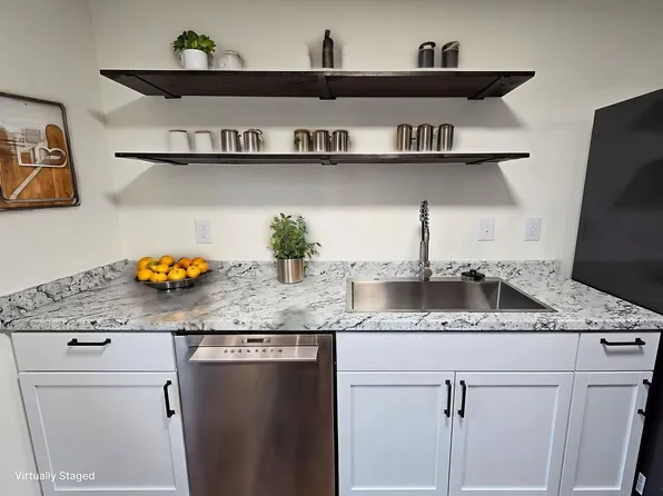 420 W Huntington Ave #A, Jonesboro, AR 72401