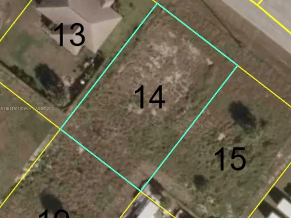 1992 Inwood Rd, Labelle, FL 33935