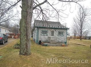 257 La Croix Rd, Harsens Island, MI 48028