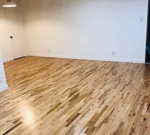 3rd image of 821 Westmount Dr #19