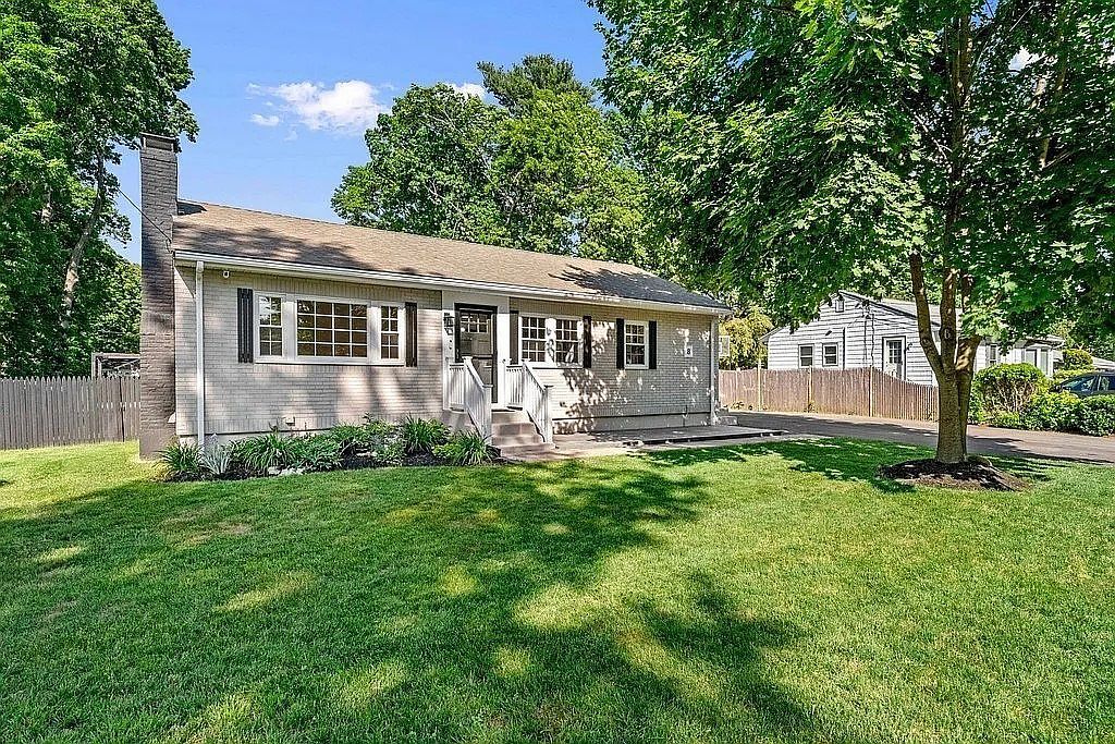 8 Fairbrook Rd - Property Image