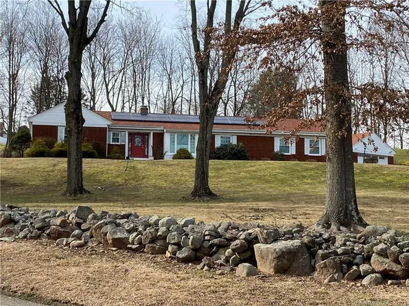 29 Pasture Lane, Meriden, CT 06451