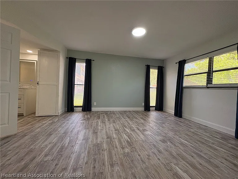 4410 Lafayette Ave — Photo 14
