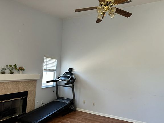 4th image of 4978 Moorcroft Cir