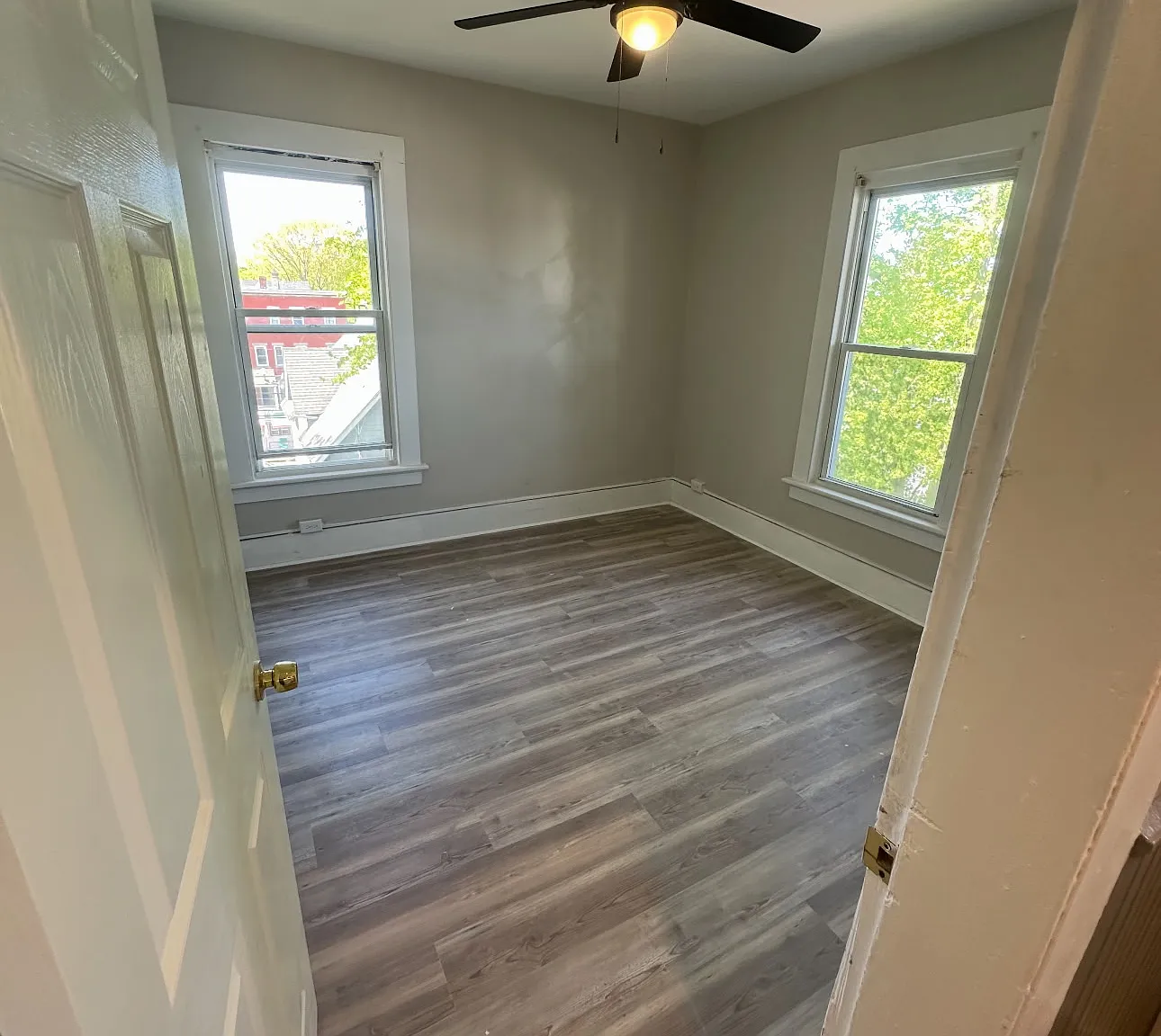 3 bed, 1600 sqft, $2,300 — Photo 4