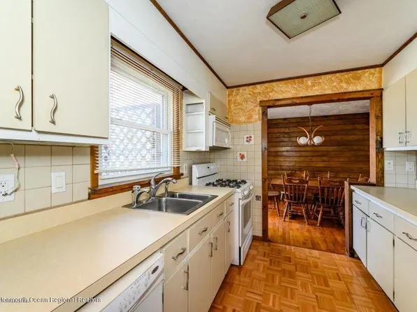 473 Rhode Island Ave, Brick, NJ 08724