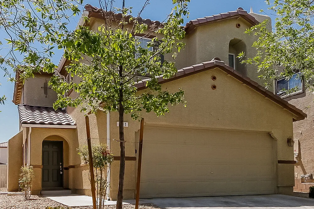 3 bed, 2.5 bath, 1493 sqft, $2,850 — Photo 1