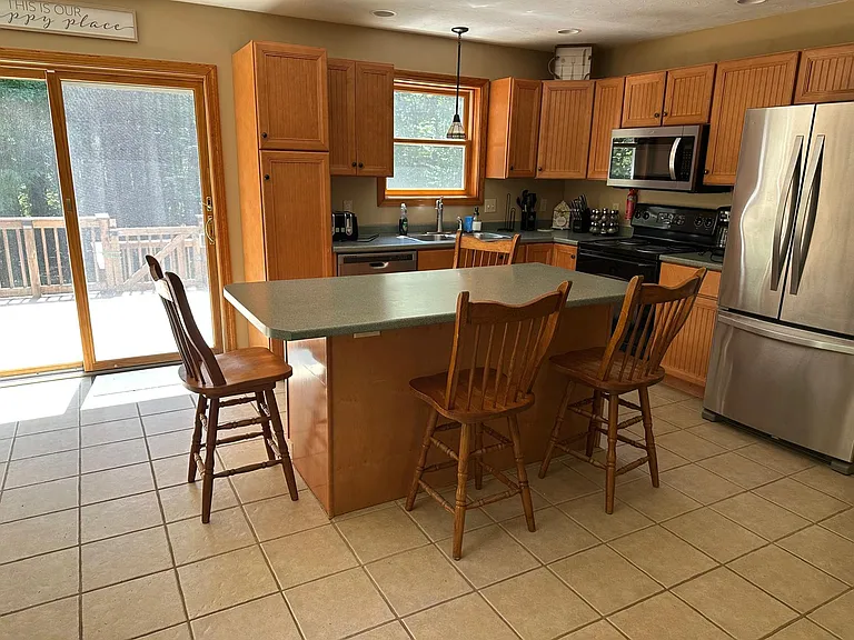 61 Westwood Dr #1 — Photo 18