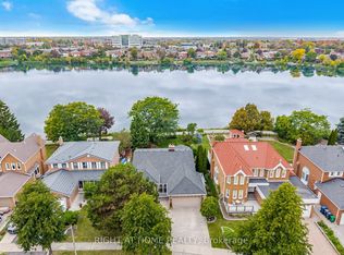 10 Piccolo Wood, Brampton, ON L6S 5C4