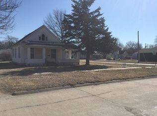 606 N Central Ave, Superior, NE 68978