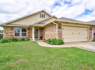 9533 SW 25th St, Oklahoma City, OK 73128