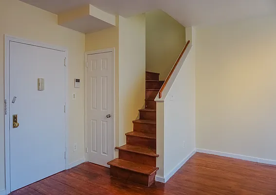 Rented by Maz Group NY | media 15