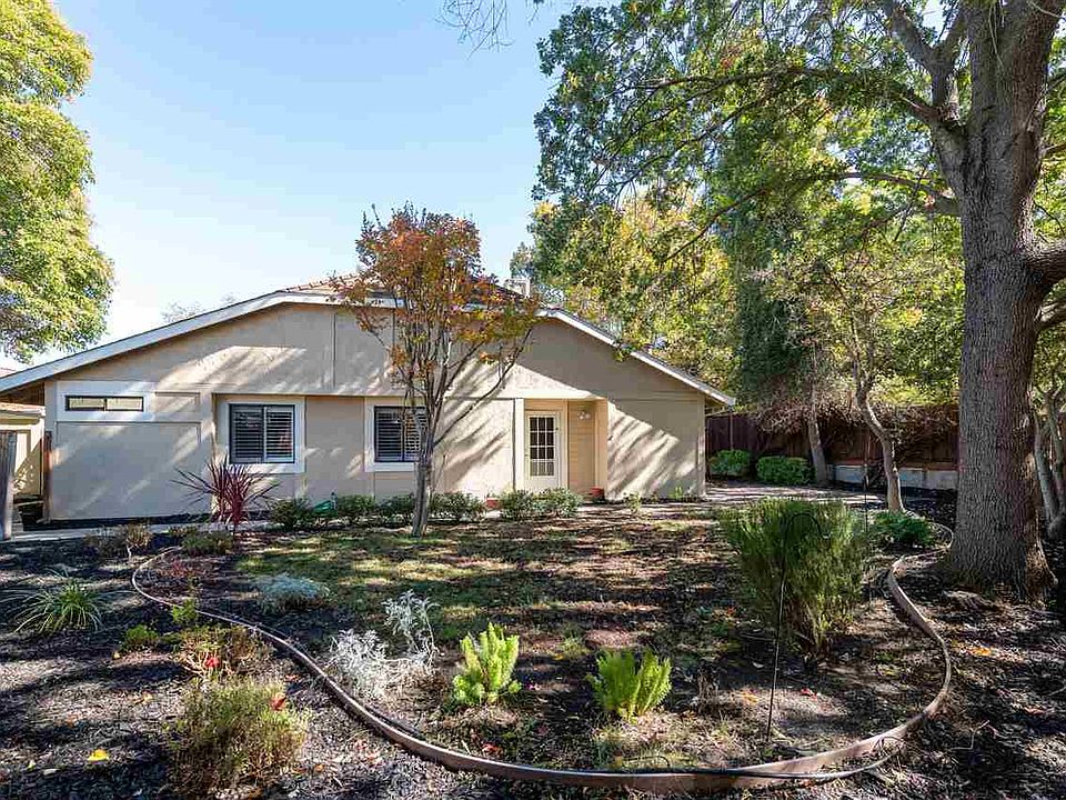 1st image of 7646 Arbor Creek Cir