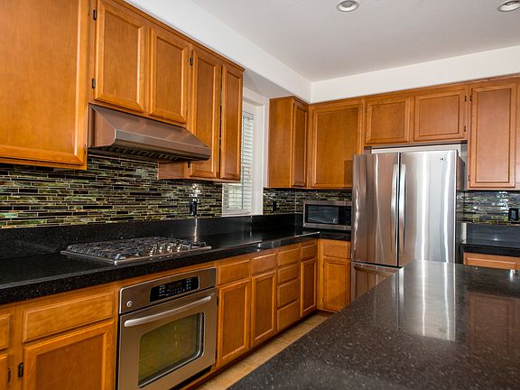 4th image of 23525 Brigin Pl