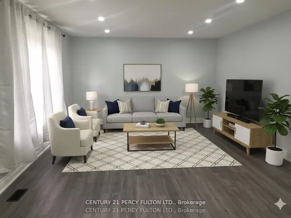 1033 Centre St N, Whitby, ON L1N 4V4