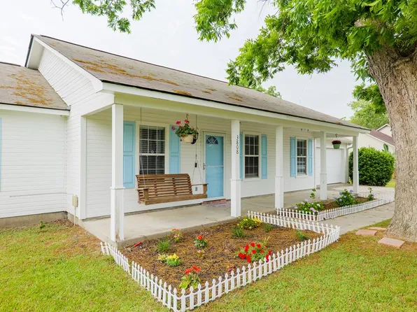3808 Old Pine Rd, Valdosta, GA 31605