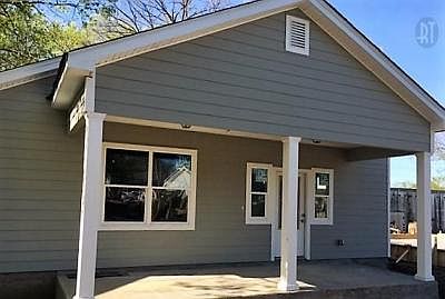 1st image of 218 Prince Ave