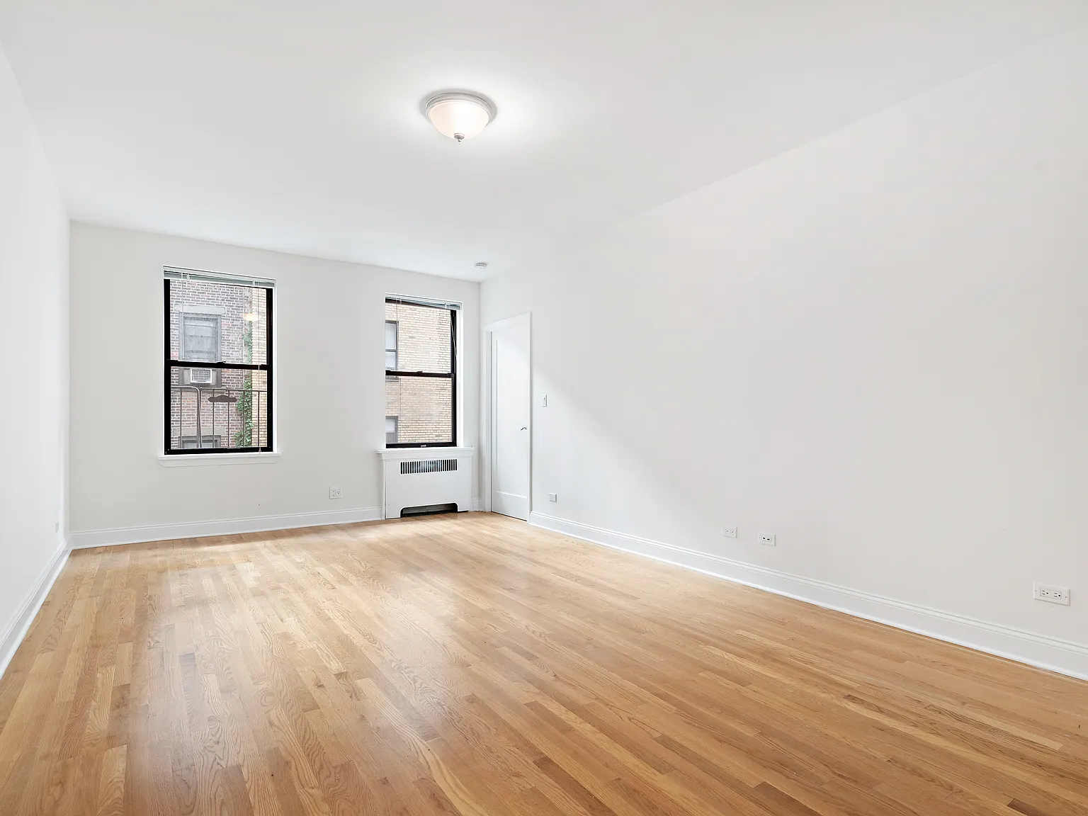 120 East 89th Street — Photo 1