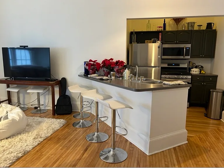 1350 N Morningside Dr NE — Photo 7