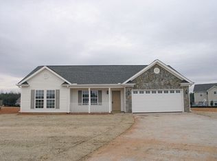 321 Caxton Farms Ct, Inman, SC 29349