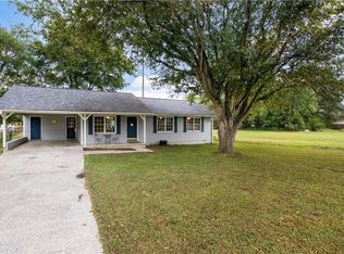 94 Burnt Hickory Dr SW, Cartersville, GA 30120