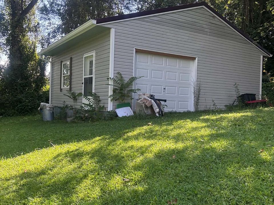 1st image of 501 Back Valley Rd