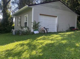 501 Back Valley Rd, Speedwell, TN 37870