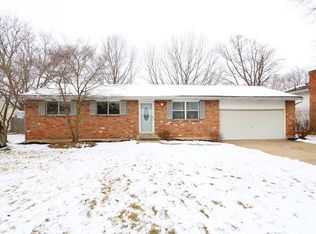 5757 Lake Erie Dr, Fairfield, OH 45014