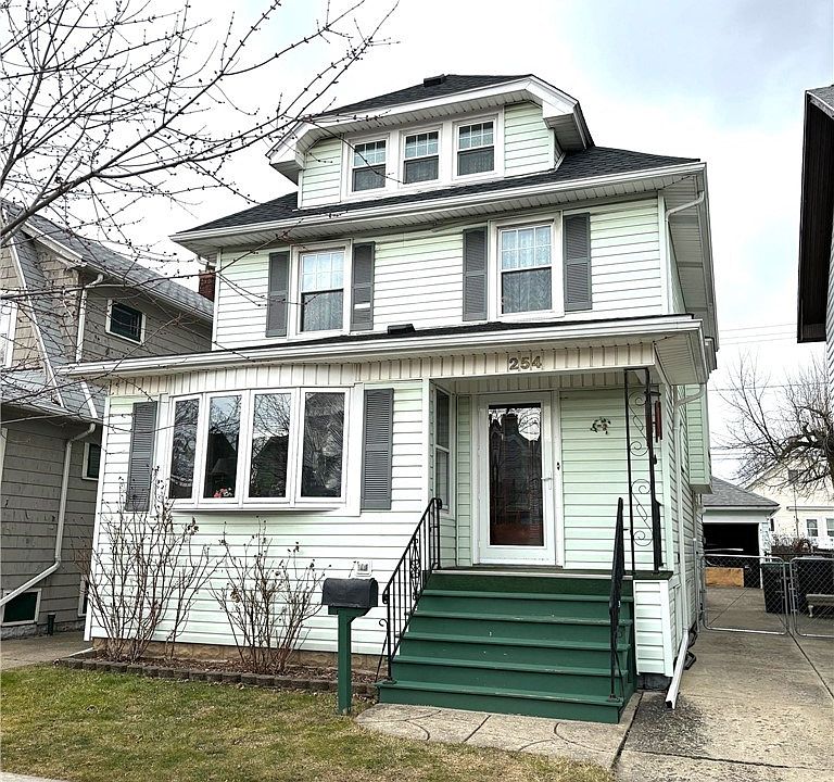 1st image of 254 E Hazeltine Ave