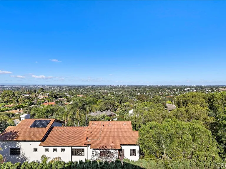 11393 La Vereda Dr — Photo 15