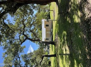 126 Hammock Ln, Atlantic, NC 28511
