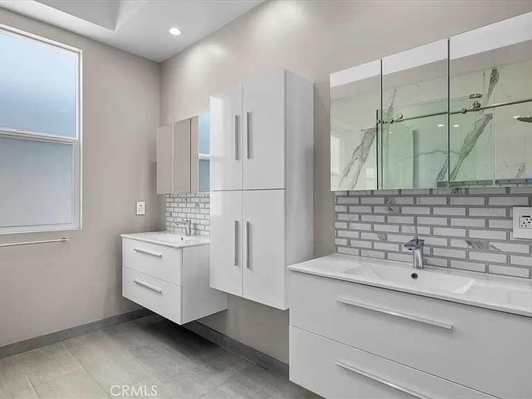 2415 Carnegie Ln #C — Photo 25
