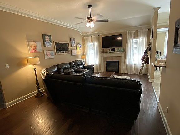 3rd image of 3505 Enclave Dr
