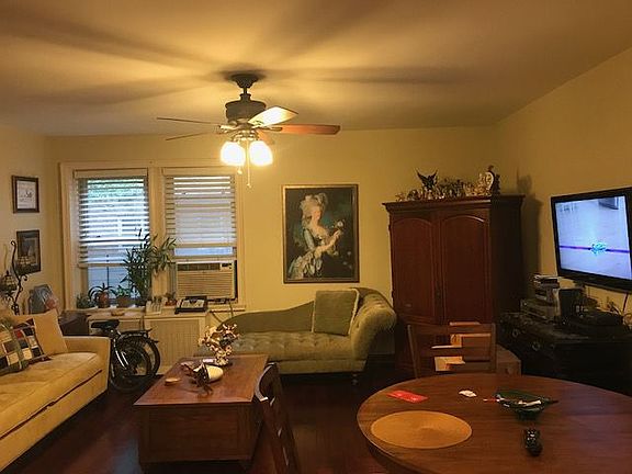 4th image of 4310 50th St #3J
