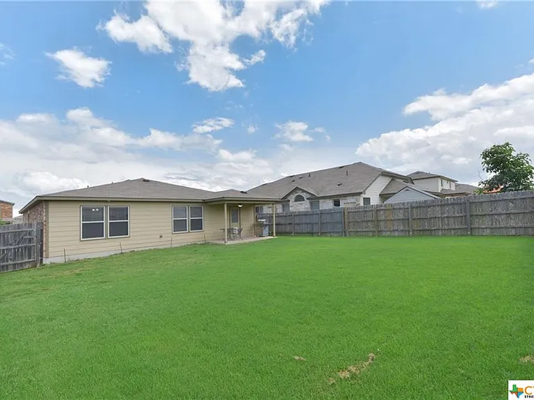 5722 Stanford Dr — Photo 24