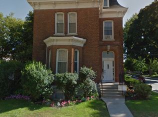 202 Johnson St #3, Kingston, ON K7L 1Y1