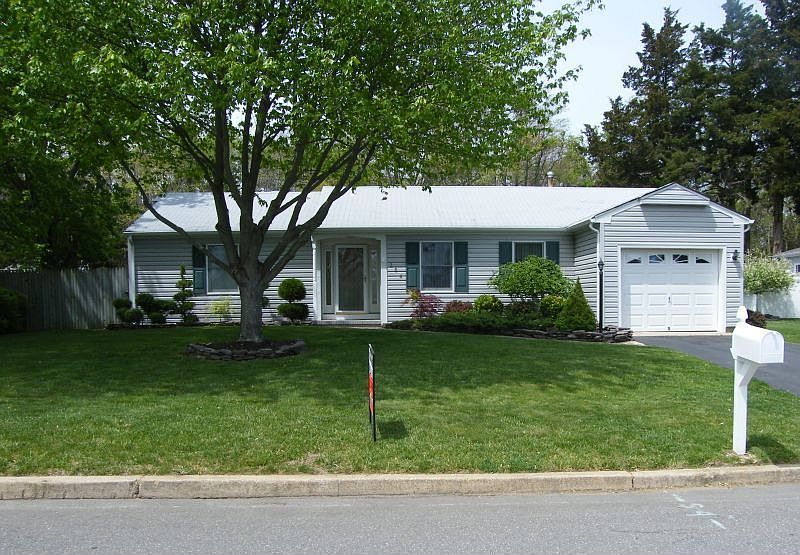 4 bedroom to bath ranch