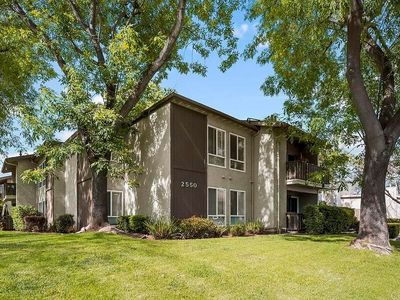 (Undisclosed Address), Escondido, CA, 92027