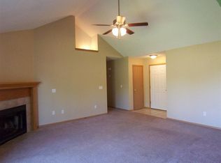 2013 E Primrose St, Republic, MO 65738