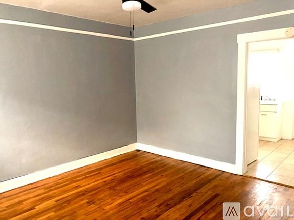 3rd image of 1212 Randolph Dr APT 2