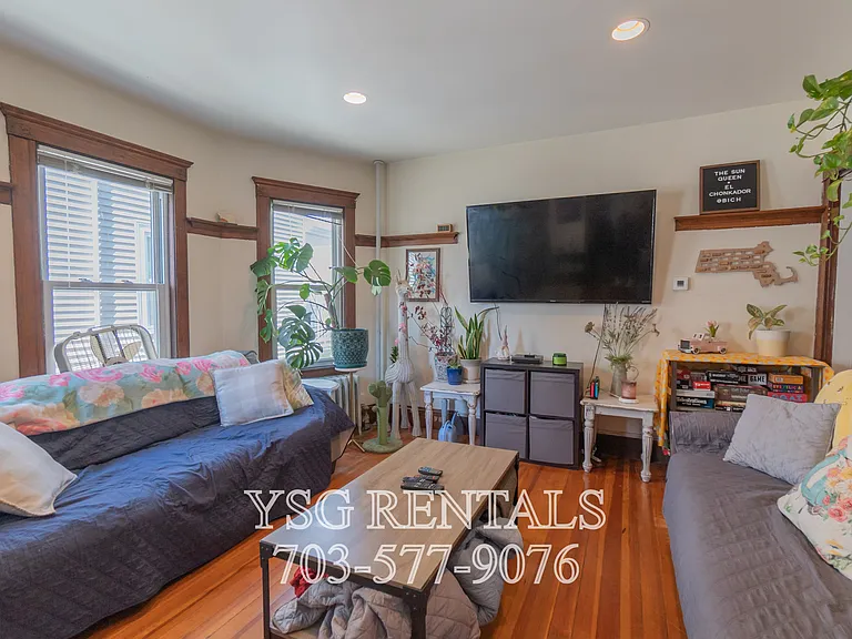 40 Easton St #1 — Photo 12