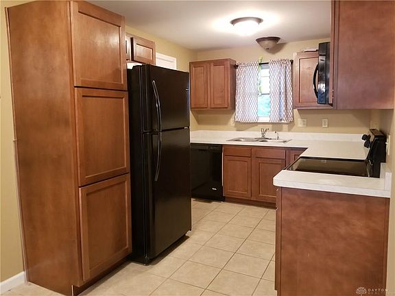 4th image of 7201 Howland Pl