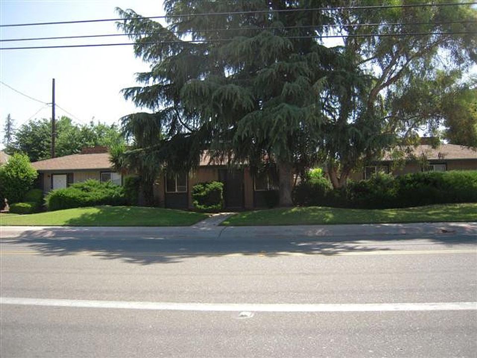 1st image of 1134-1140 S Chinowth St #4030-4036