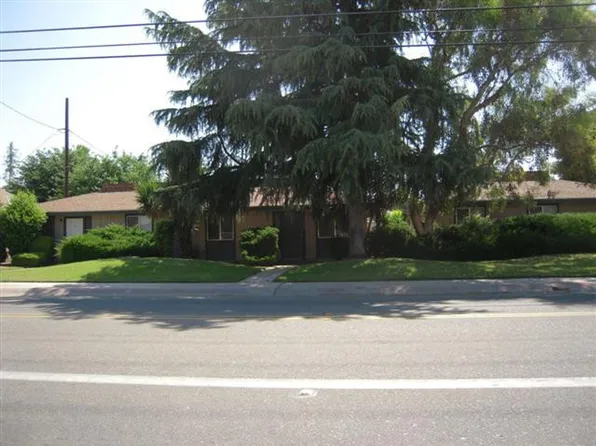 Chinowth/Tulare, 1134-1140 S Chinowth St #4030-S, Visalia, CA 93277