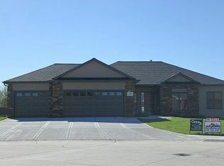 111 Gene Cir, Doniphan, NE 68832