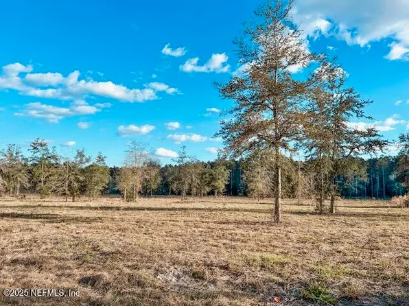 8130 RIVER RUN Road, Glen St. Mary, FL 32040